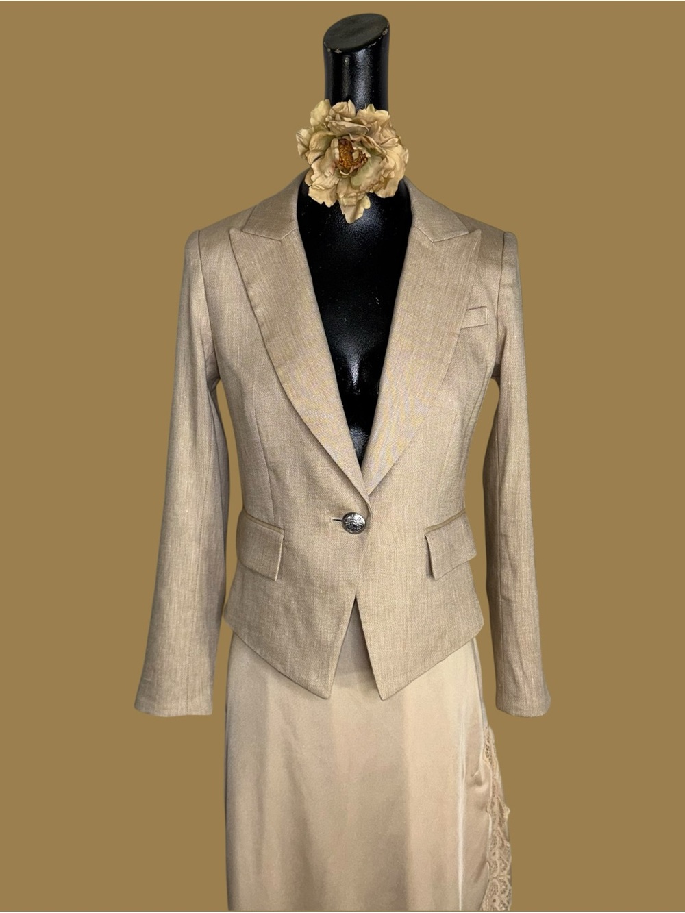 Veronica Beard Hosanna Linen-Blend Dickey Jacket - Picture 5 of 16